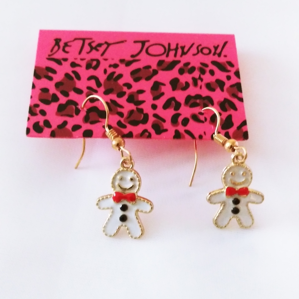 BETSEY JOHNSON SNOWMAN EARRINGS  BRAND NEW